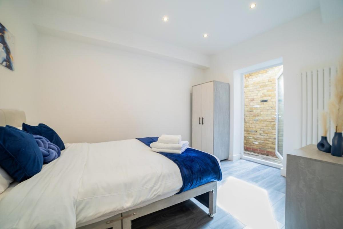 Apartamento Stylish 2-Bed Flat In The Heart Of West Hampstead Londres Exterior foto