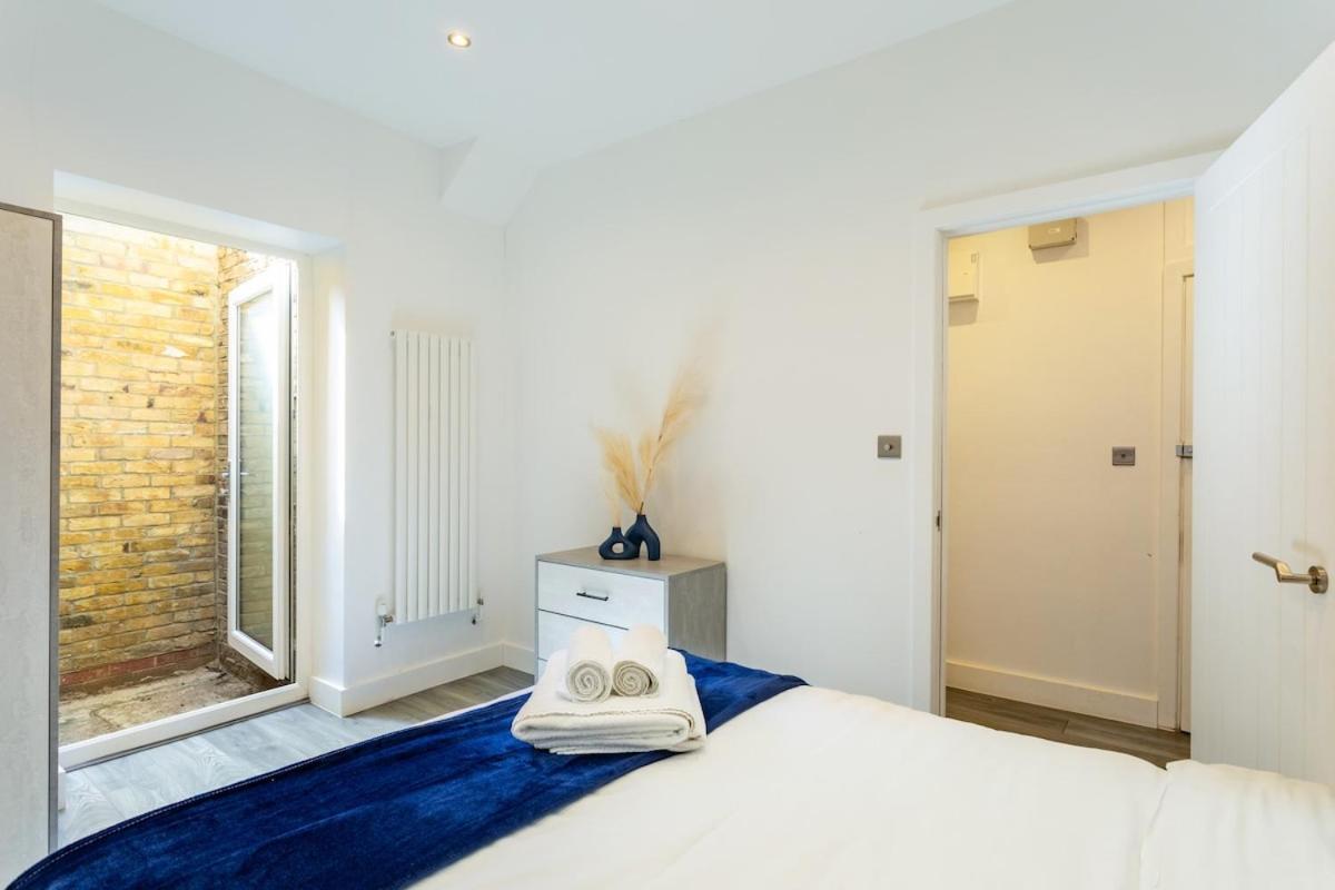 Apartamento Stylish 2-Bed Flat In The Heart Of West Hampstead Londres Exterior foto